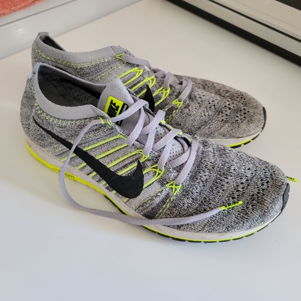 Nike Zoom Streak Flyknit, Grey and Volt